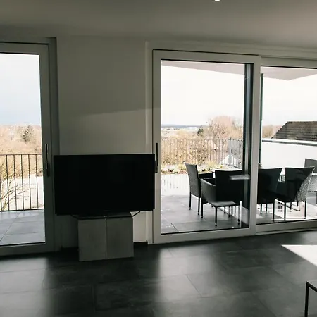 Penthousewohnung, Alpenpanoramablick, Grosse Dachterrasse Hochwertige Ausstattung * Friedrichshafen